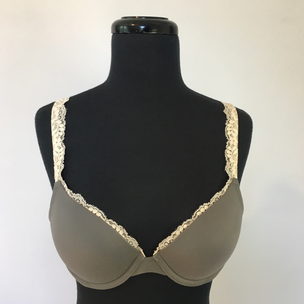 Soma Embraceable Push Up Lace Trim Bra in Grey and White, 34B